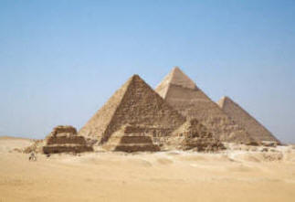 File:All Gizah Pyramids.jpg